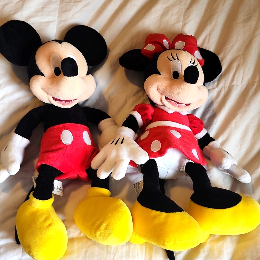Disney Mickey and Minnie Plush Set